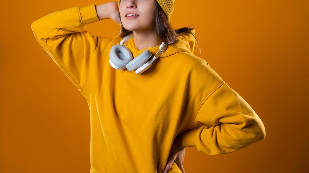 ປະເພດໃດແດ່ຂອງ hoodies ແລະສິ່ງທີ່ເປັນລັກສະນະຂອງເຂົາເຈົ້າ?
